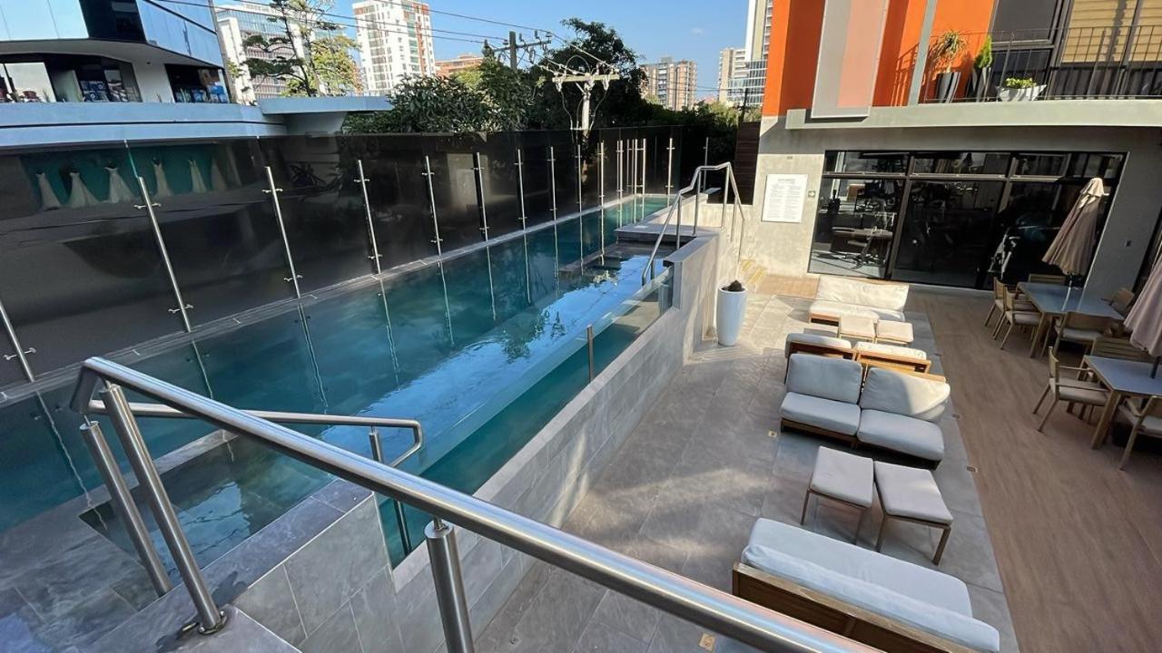 Lujoso En Zona 10 Ciudad De Apartment Guatemala City
